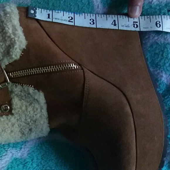 G by Guess Faux Fur Lined Suede Wedge Ankle Boots - Picture 8 of 8